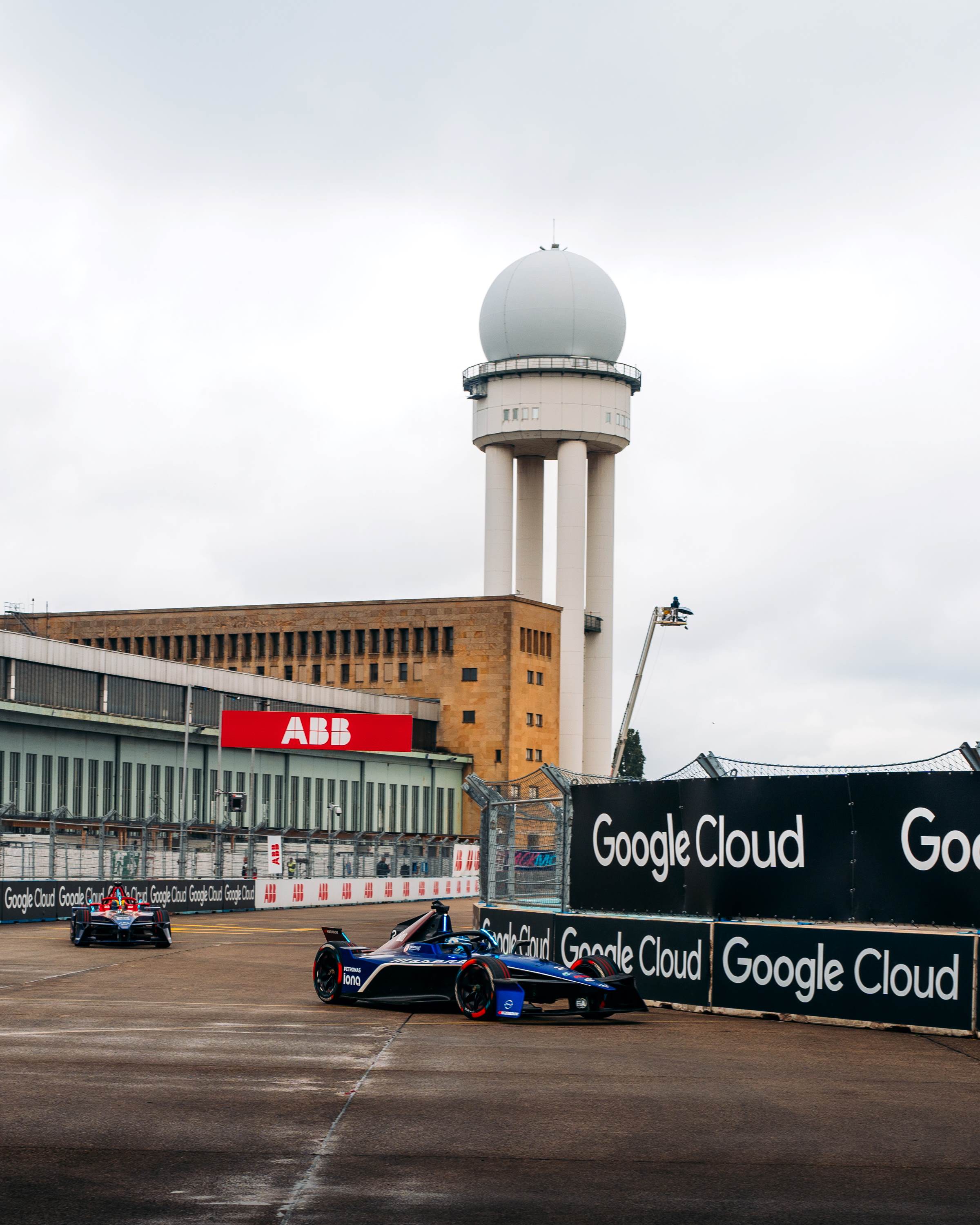 10_玛莎拉蒂MSG车队激战Formula E柏林站