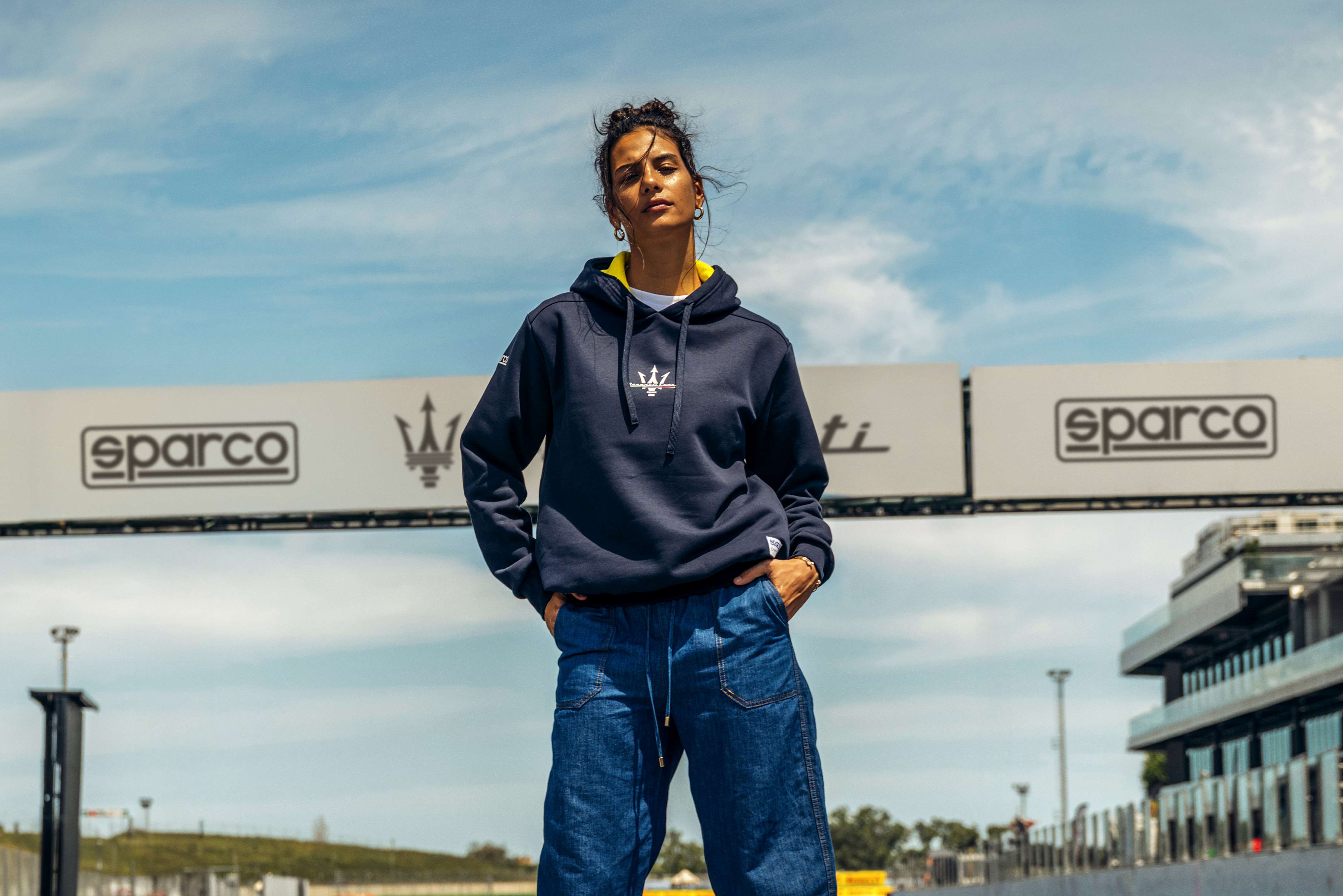 05_玛莎拉蒂赛事部门发布“Sparco X Maserati联名款”服饰及配饰