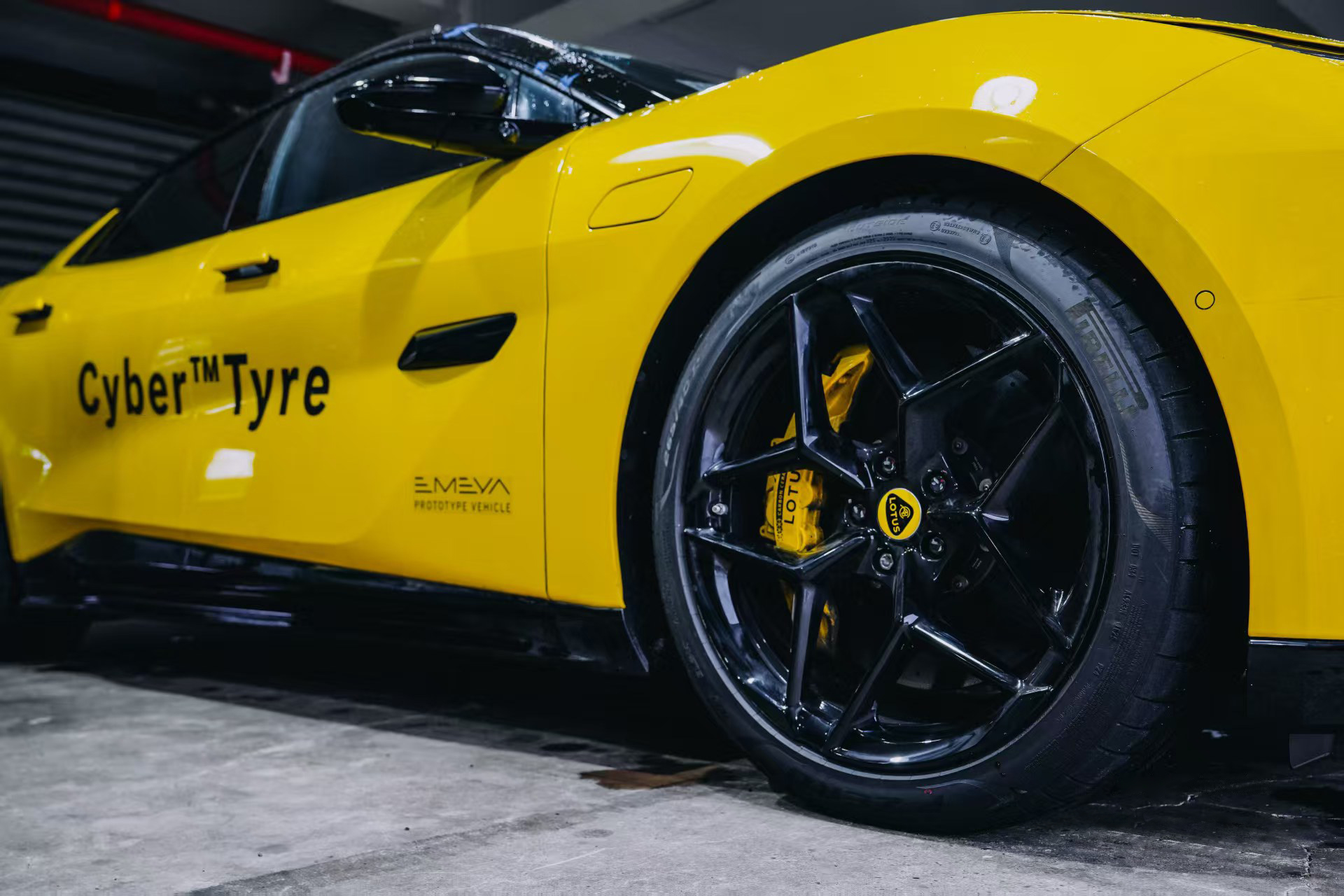 倍耐力CYBER™轮胎