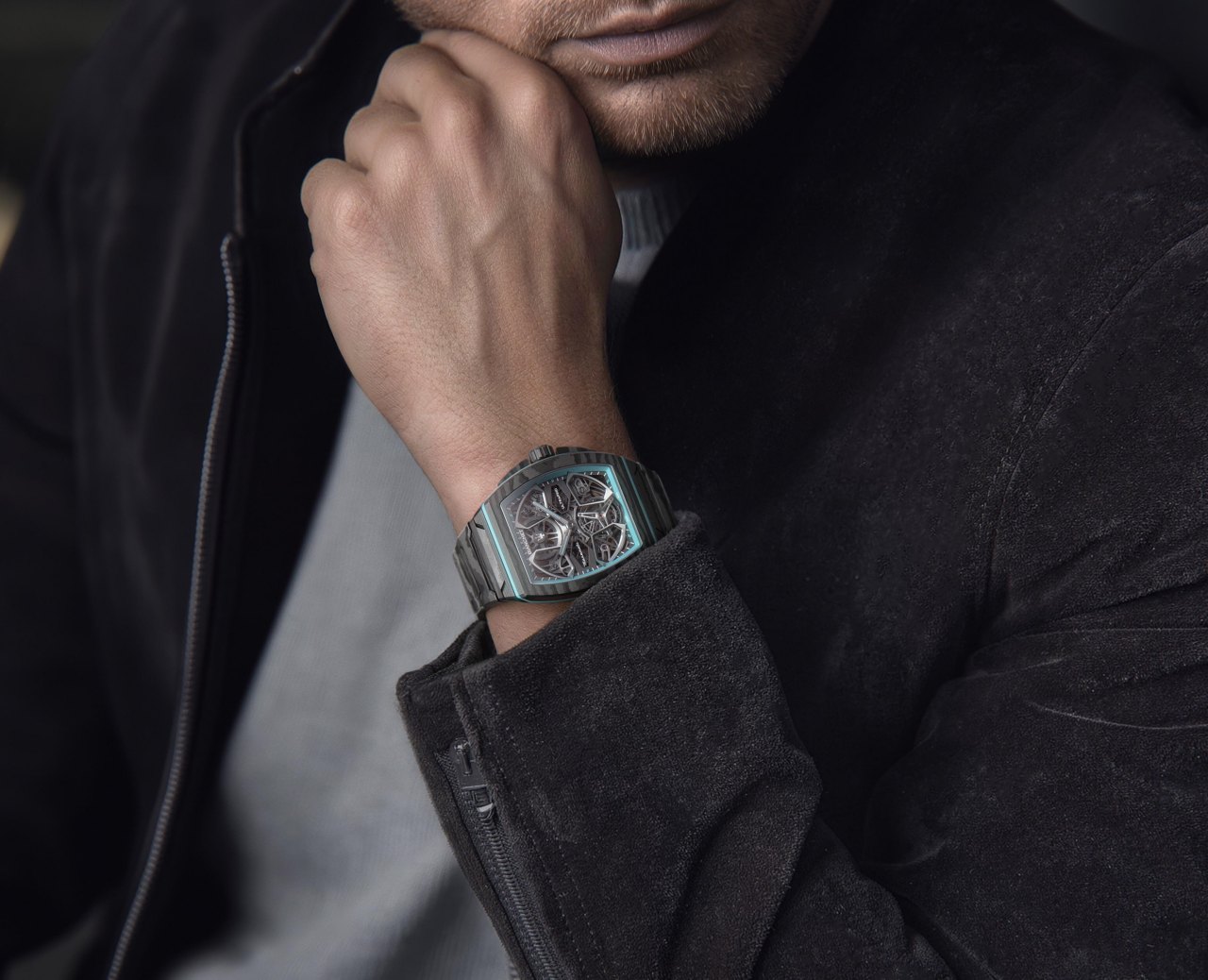 02_UltraFino Maserati飞行陀飞轮腕表